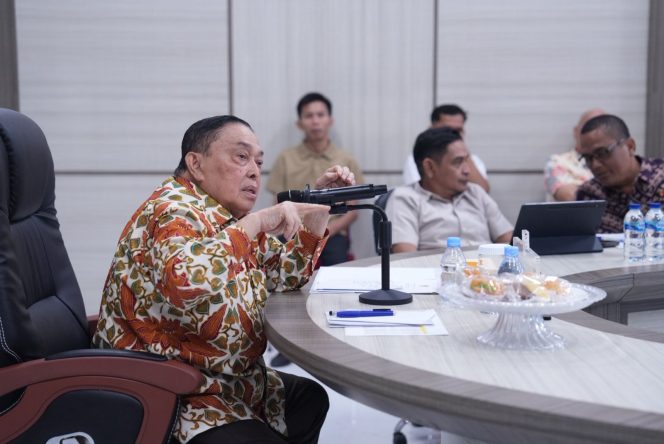 
					Wagub Sulbar Salim S Mengga Evaluasi izin Usaha Pertambangan