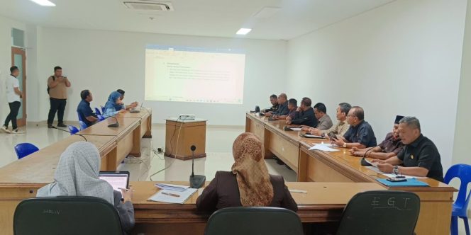 
					DPRD Sulbar Gelar Rapat Gabungan Komisi, Bahas LKPJ Pemprov Sulbar Tahun 2024